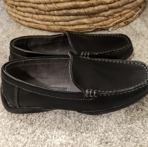 Boy's Kenneth Cole Loafers- 13 1/2 - Picture 5 of 5